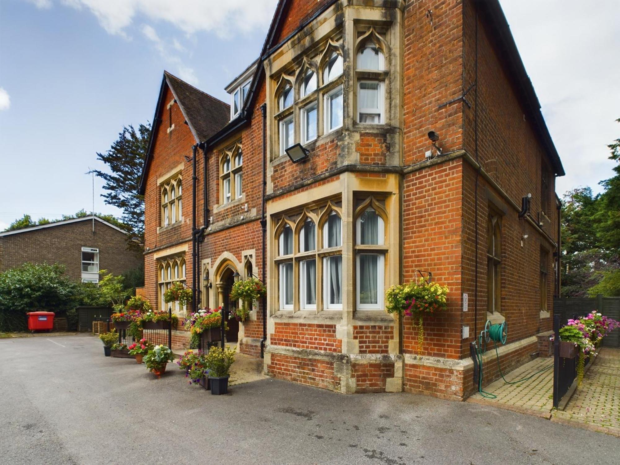 Beech House Hotel Reading Exterior photo