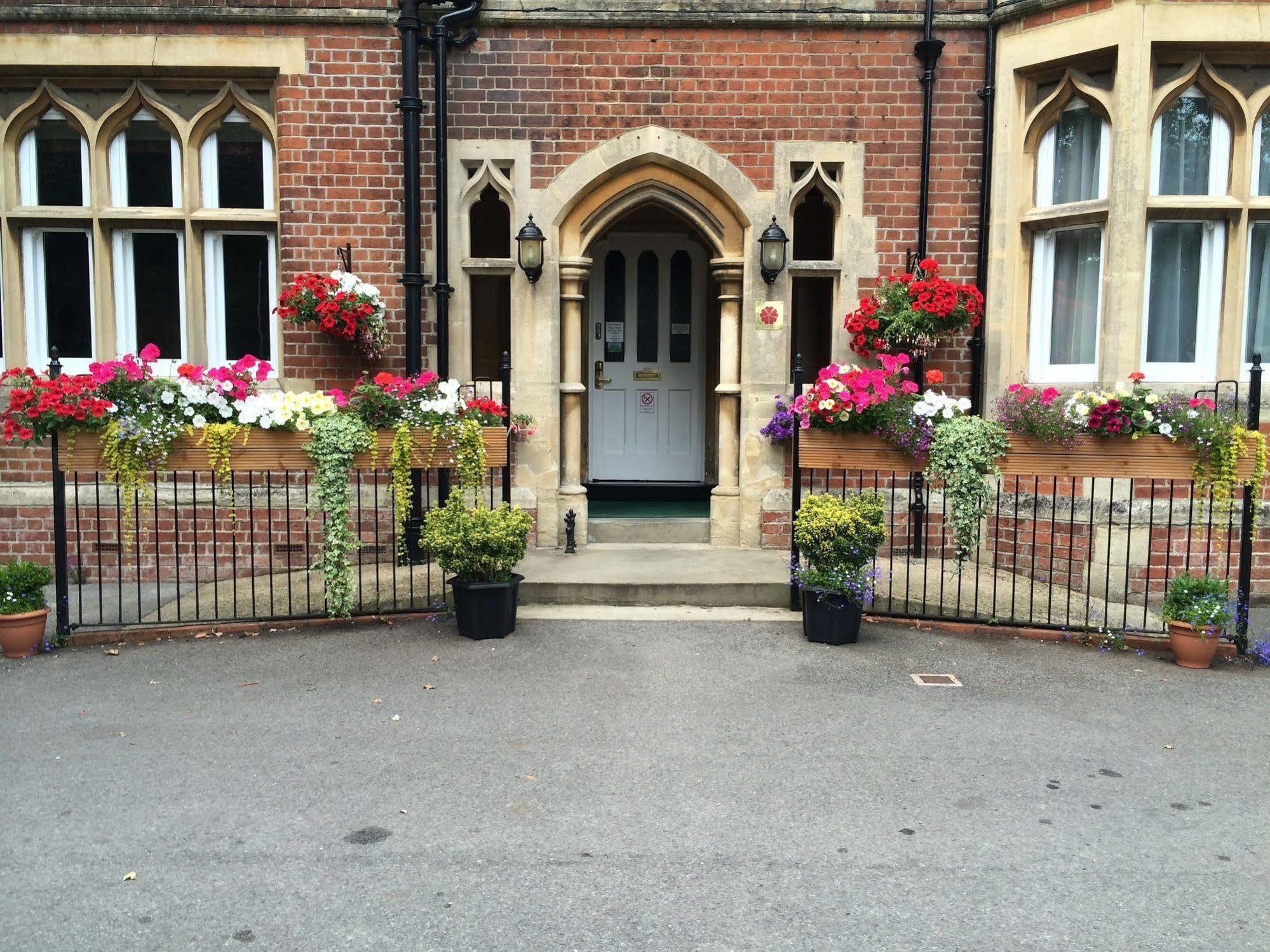 Beech House Hotel Reading Exterior photo